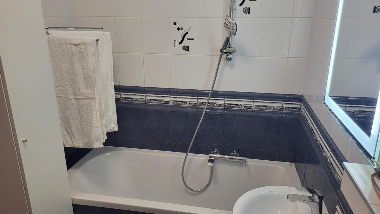Apartament Julietta 斯维诺乌伊希切 外观 照片